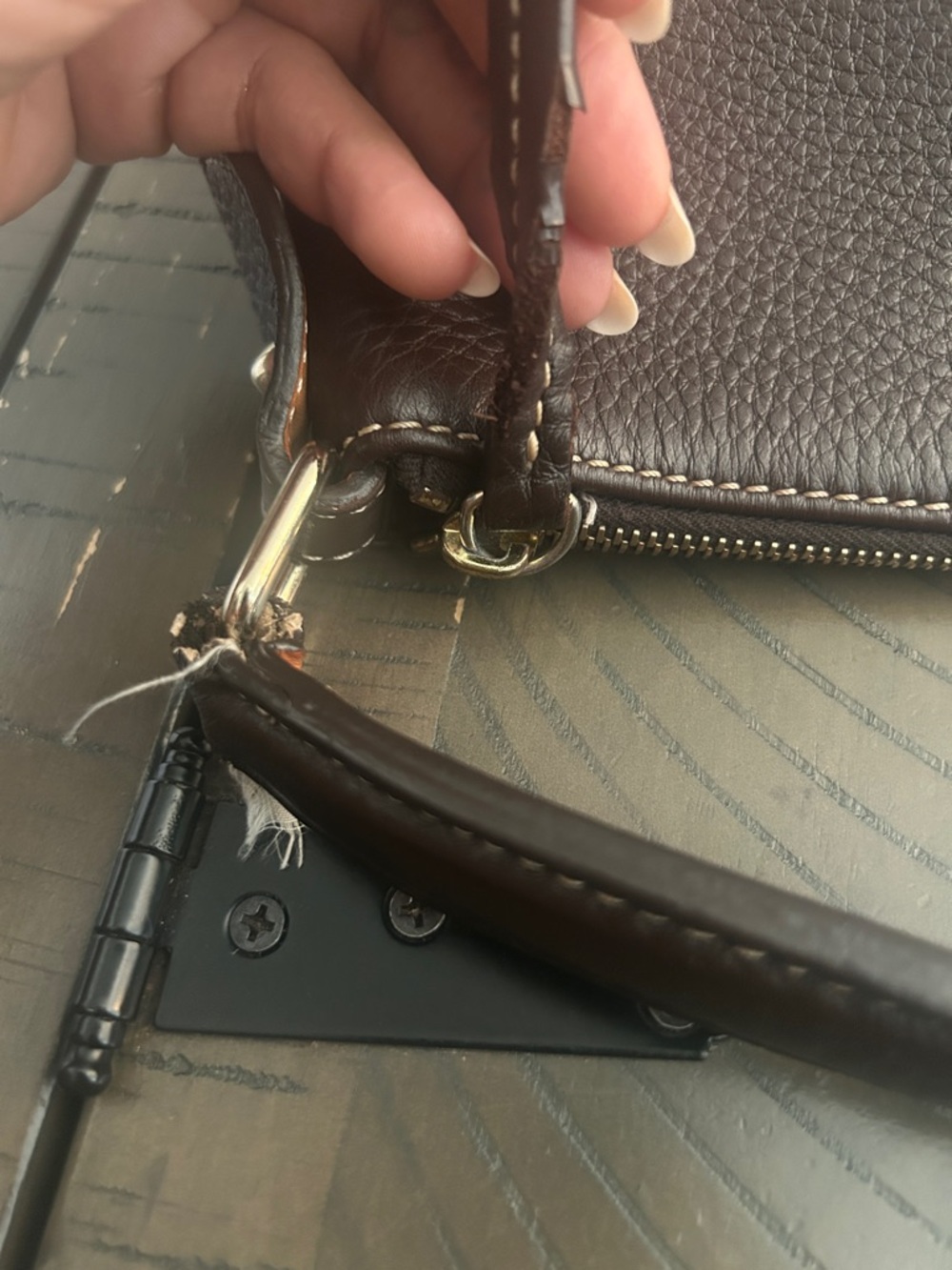 Dooney & Bourke Pebble Grain Leather Hobo bag - Picture 9 of 13
